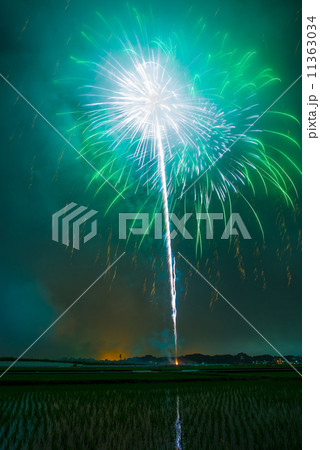 打上げ花火 11363034