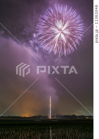 打上げ花火 11363046