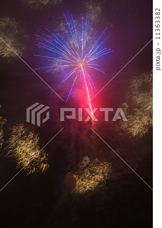 打上げ花火 打上げ花火 11363382