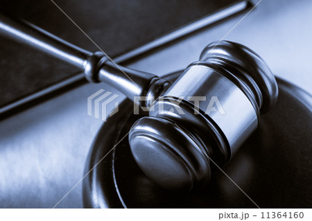 Wooden gavel Wooden gavel 11364160
