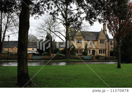 ボートン・オン・ウォーター　イギリス 11370878