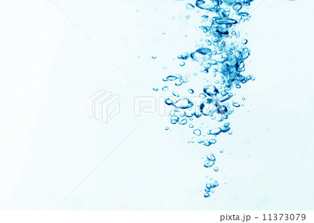 water bubbles 11373079