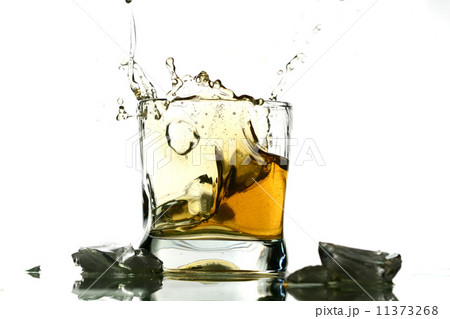 whisky splash whisky splash 11373268