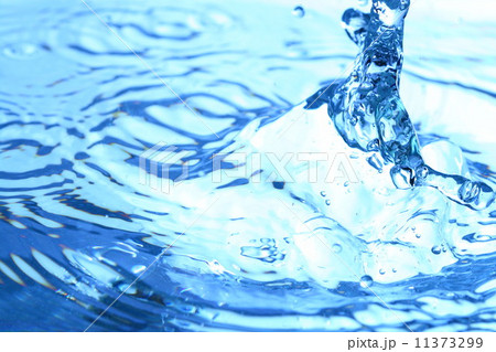 blue water splash 11373299