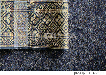 Malay Groom Sarung Details Malay Groom Sarung Details 11377939