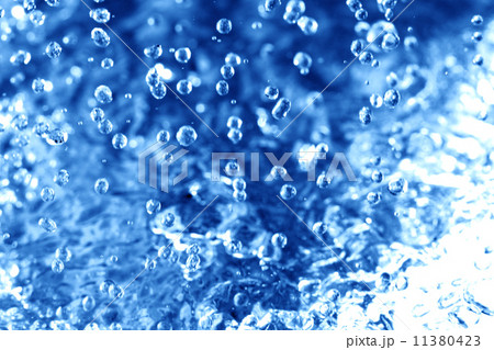 water drops 11380423