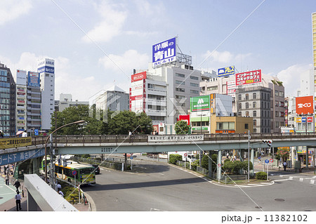 五反田駅前のにぎわい 五反田駅前のにぎわい 11382102