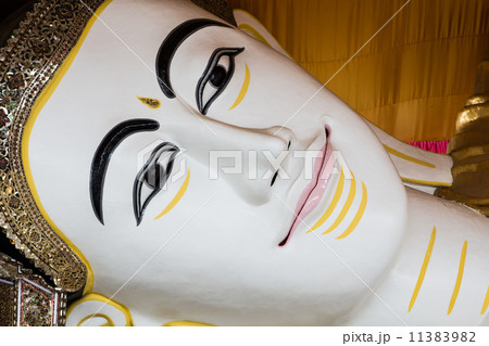 Reclining Buddha Reclining Buddha 11383982