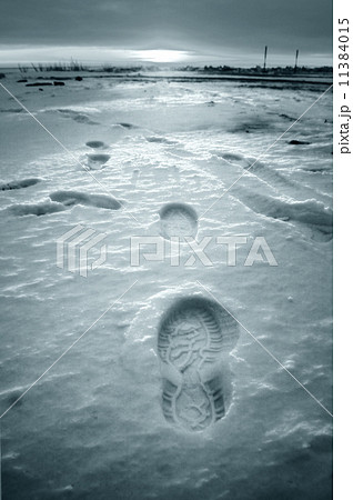 footprint 11384015