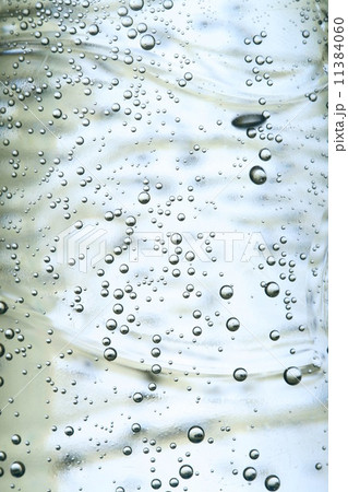 fresh water 11384060