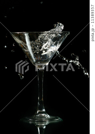 martini splash 11389357