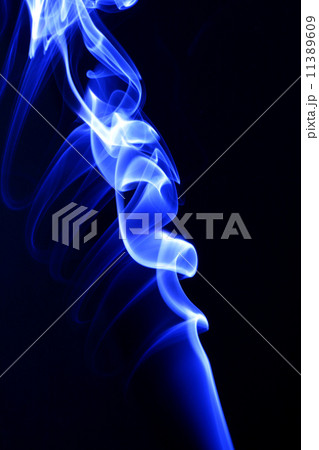 blue smoke 11389609