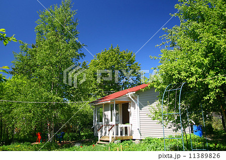 village house 11389826