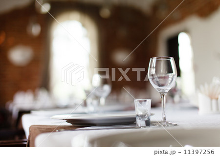 tables set for meal 11397256