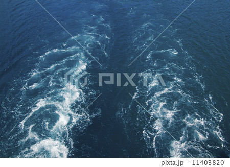 Water wake turbulence 11403820
