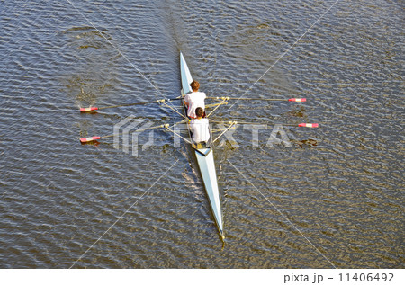 kayaking on Arno river, Florence 11406492