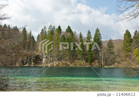 Breathtaking view in the Plitvice Lakes National Park, Croatia 11406612