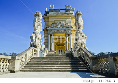 The Gloriette in the Schloss Schoenbrunn Palace Garden The Gloriette in the Schloss Schoenbrunn Palace Garden 11406613