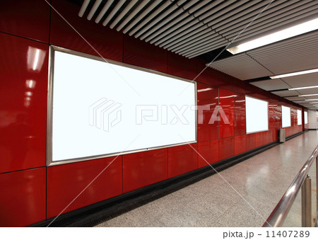 Blank Billboard in metro subway station 11407289