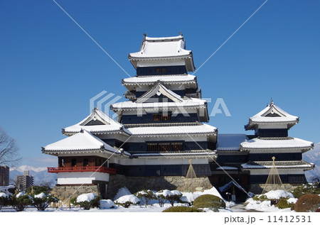 国宝 松本城 雪景色 国宝 松本城 雪景色 11412531