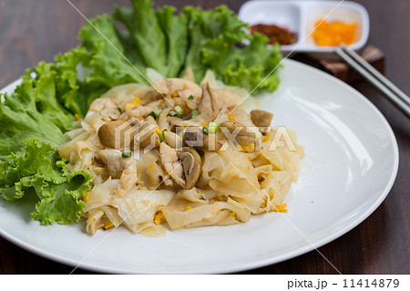 Fried noodles. 11414879