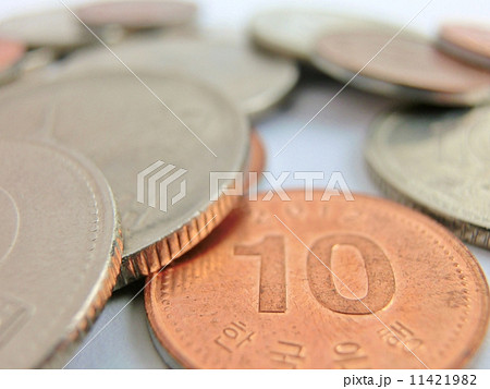 韓国のお金 11421982