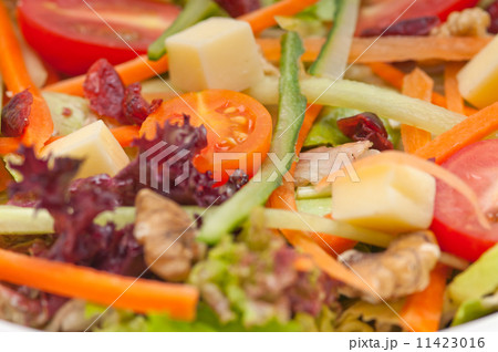 Fresh colorful healthy salad Fresh colorful healthy salad 11423016