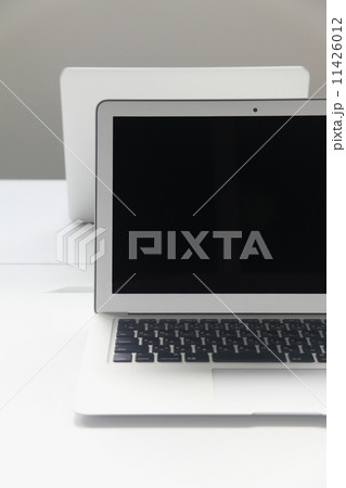 パソコン(会議)の画像 パソコン(会議)の画像 11426012