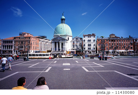 ベネチア駅前の広場 ベネチア駅前の広場 11430080