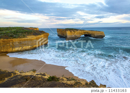 London Bridge 11433163