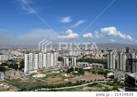 モンゴル国ウランバートル市ザイサントルゴイ（WWⅡ戦勝記念モニュメント）から見た風景 11434836
