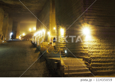 巨大地下空間 11435059