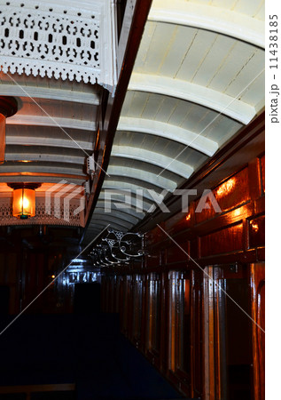 ノスタルジックな明治時代の汽車「和式番号い１号」 11438185