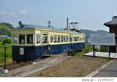 鉄道　私鉄：上田電鉄　別所温泉駅に保存されているモハ5252 11440155