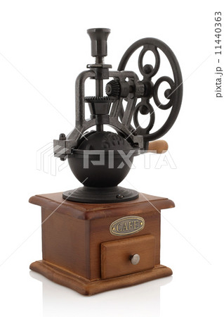 Vintage coffee grinder isolate Vintage coffee grinder isolate 11440363