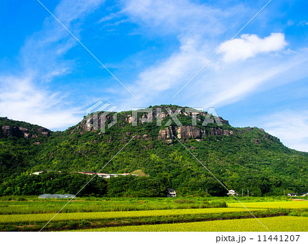 岩山と青空 岩山と青空 11441207