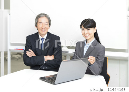 ビジネスシーン ビジネスシーン 11444163