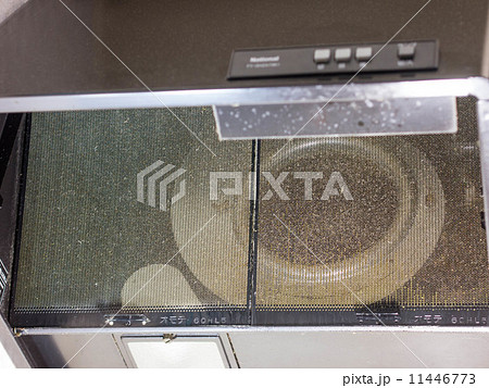 汚れた換気扇 汚れた換気扇 11446773