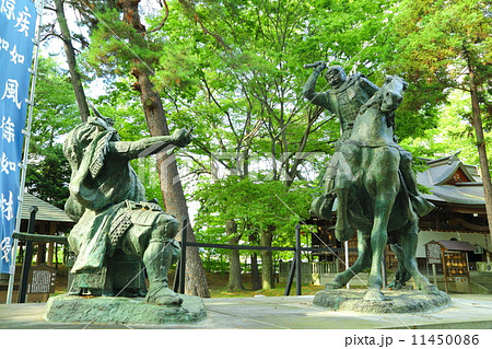 八幡原史跡公園 武田信玄 上杉謙信 一騎討像の写真素材