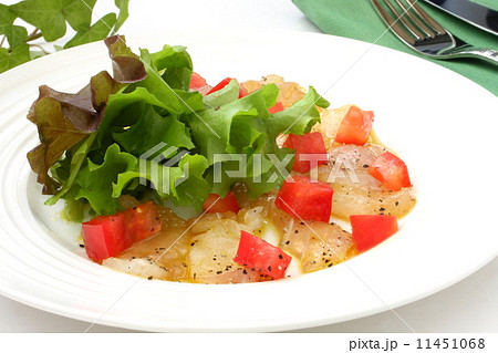 カルパッチョ ヒラメ 刺身 前菜 アペタイザー カルパッチョ ヒラメ 刺身 前菜 アペタイザー 11451068