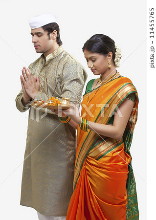 Maharashtrian couple praying Maharashtrian couple praying 11455765