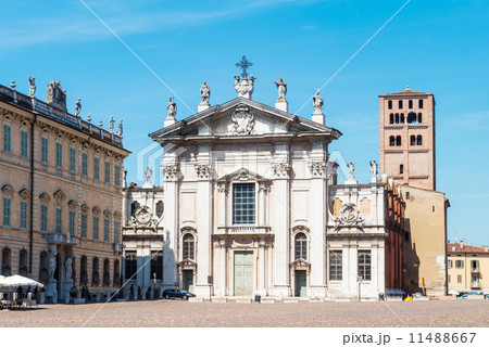 イタリアの世界遺産　マントヴァ 11488667