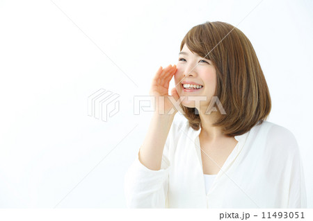 声援・若い女性 11493051