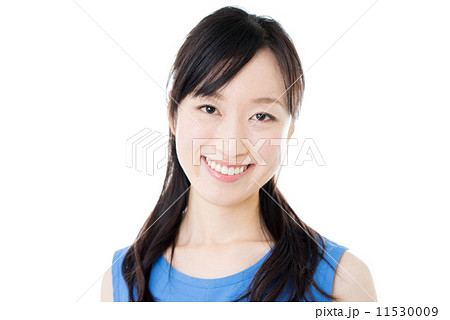 笑顔の女性 11530009