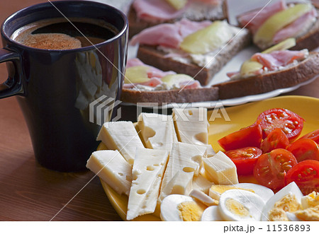 Fresh breakfast 11536893