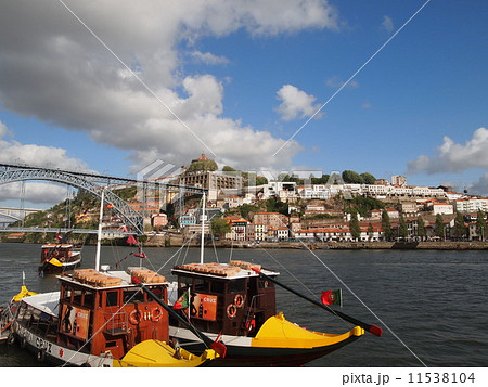 ポルトの街並み 11538104