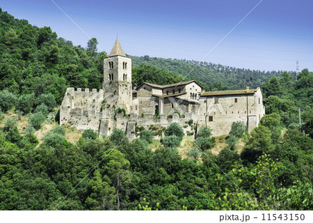 Ancient castle in Italy Ancient castle in Italy 11543150