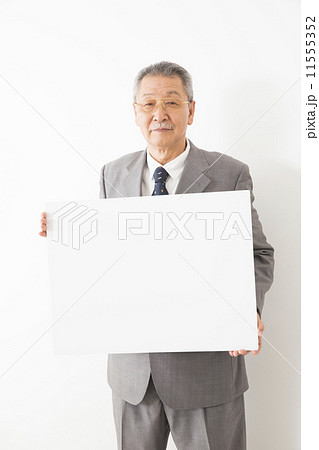 シニアビジネスマン シニアビジネスマン 11555352