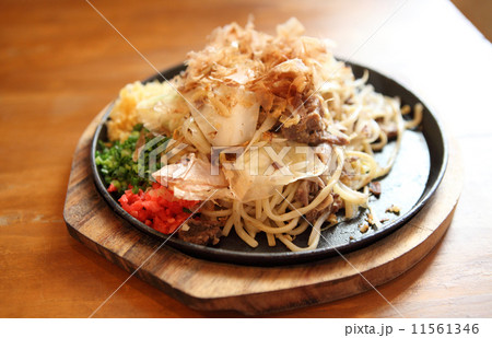 Japanese cuisine, frid noodles Yakisoba 11561346