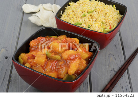 Sweet & Sour Chicken with Egg Fried Rice & Prawn Crackers 11564522